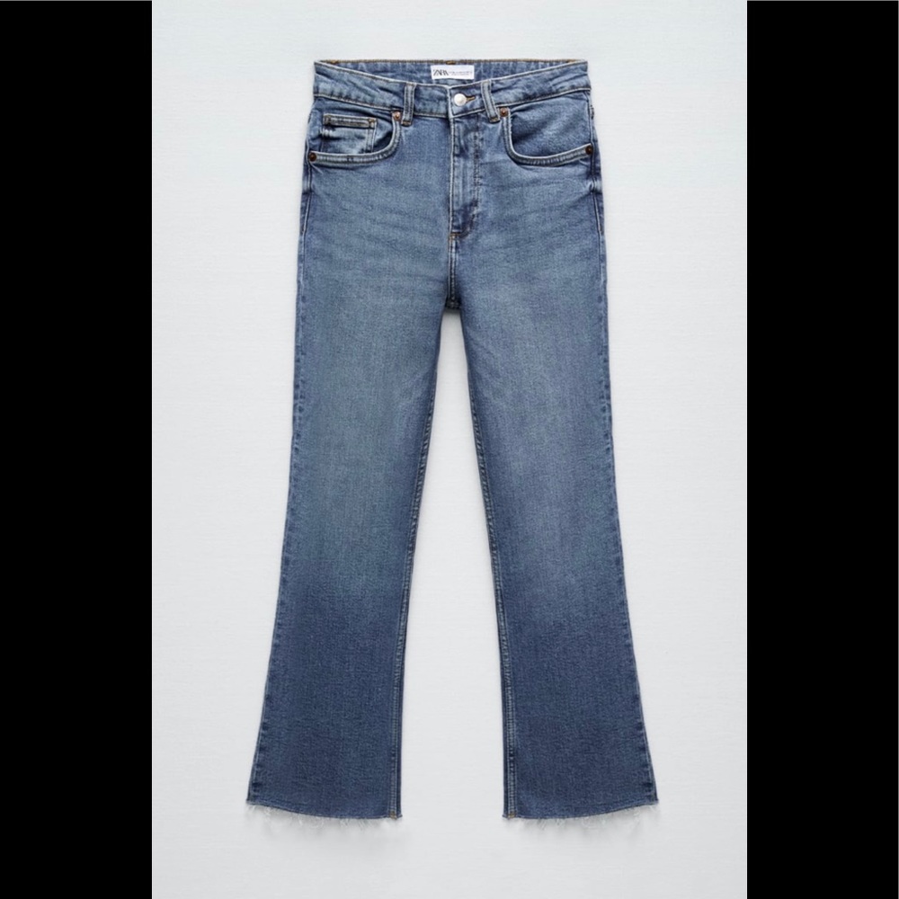 🎉HP🎉 ZARA - Cropped Flare Jeans - Picture 5 of 8